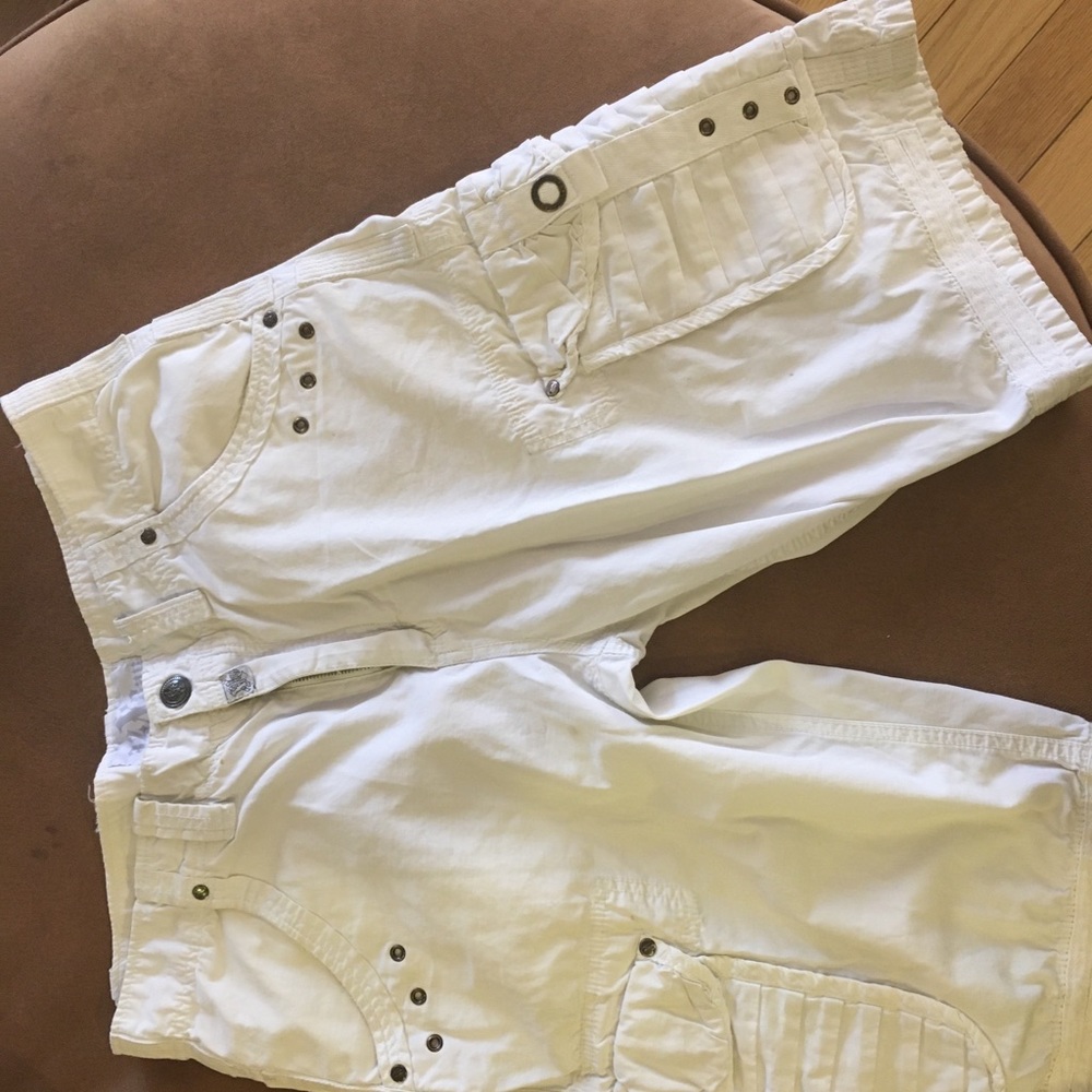 X Ray men’s size 32 shorts